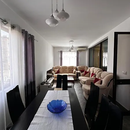Apartment Elezi Centre 3